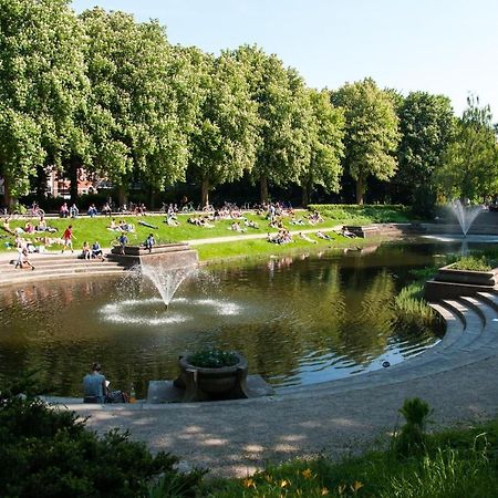 Butterfly Apartment Хронинген Екстериор снимка