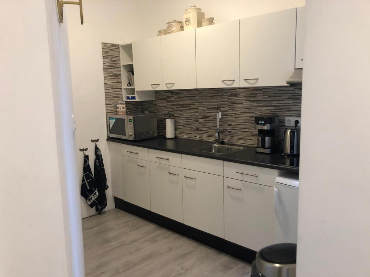 Butterfly Apartment Хронинген Екстериор снимка